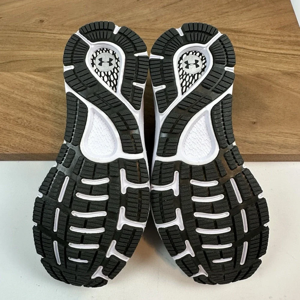 NEW Women's Under‎ Armour Hovr Sonic 3 Knit breathable Size 5